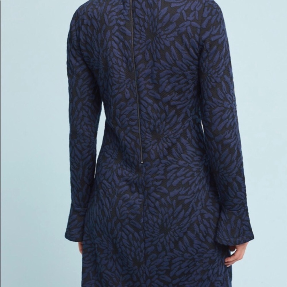 🌟NWOT!!! 🌟 Hutch Textured Midi Bell Sleeve Dress - Picture 2 of 8